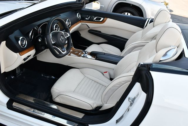 2018 Mercedes-Benz SL SL 550 Roadster W/Driver Assistance Package - 22958768 - 55