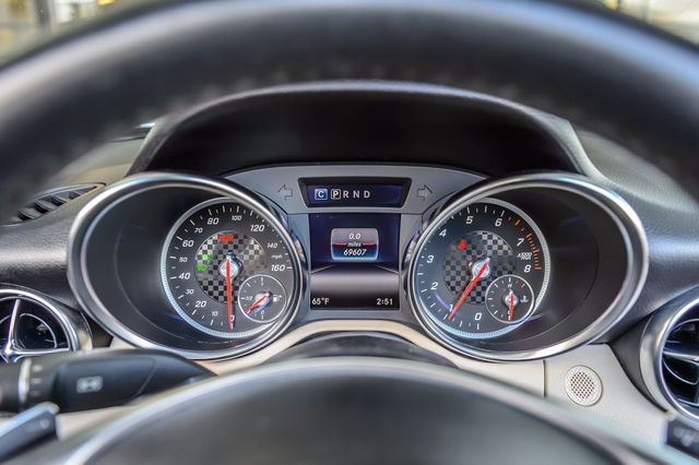 2018 Mercedes-Benz SLC SLC300 ROADSTER - WHITE ON TAN - SUPER CLEAN - WELL EQUIPPED - 22918606 - 24