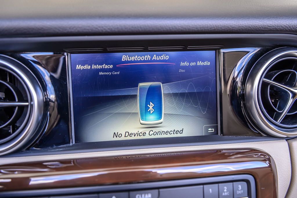 2018 Mercedes-Benz SLC SLC300 ROADSTER - WHITE ON TAN - SUPER CLEAN - WELL EQUIPPED - 22918606 - 27