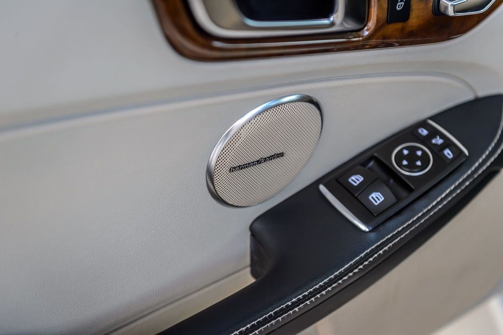 2018 Mercedes-Benz SLC SLC300 ROADSTER - WHITE ON TAN - SUPER CLEAN - WELL EQUIPPED - 22918606 - 53