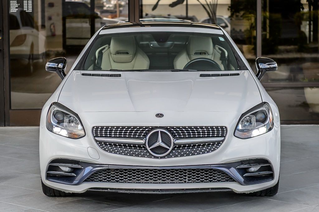 2018 Mercedes-Benz SLC SLC300 ROADSTER - WHITE ON TAN - SUPER CLEAN - WELL EQUIPPED - 22918606 - 5