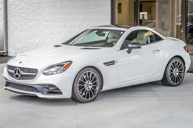 2018 Mercedes-Benz SLC SLC300 ROADSTER - WHITE ON TAN - SUPER CLEAN - WELL EQUIPPED - 22918606 - 7