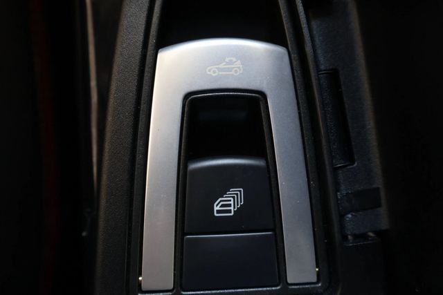 2018 Mercedes-Benz SLC SLC 43 AMG, ROADSTER, 18" WHEELS, DUAL TONE LEATHER & MORE!!!! - 22870810 - 25