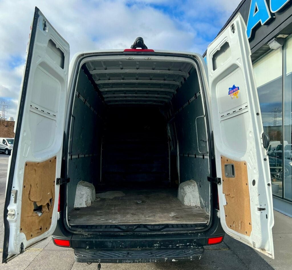 2018 Mercedes-Benz Sprinter Cargo Van 2500 - 22924231 - 6