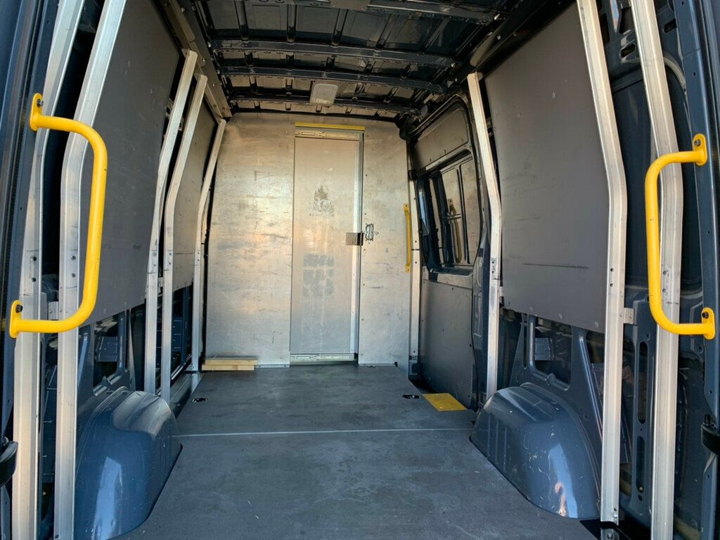 2018 Mercedes-Benz Sprinter Cargo Van 2500 High Roof V6 144" RWD - 22957851 - 13