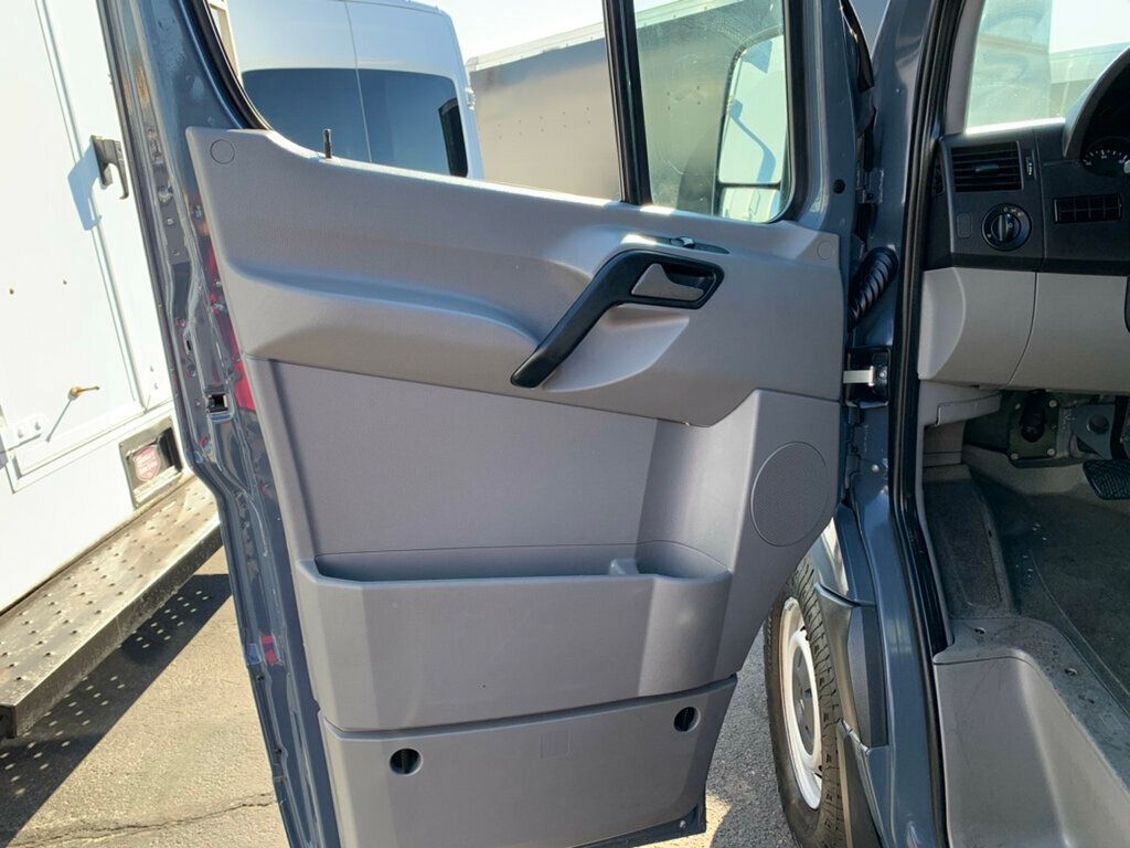 2018 Mercedes-Benz Sprinter Cargo Van 2500 High Roof V6 144" RWD - 22957851 - 25