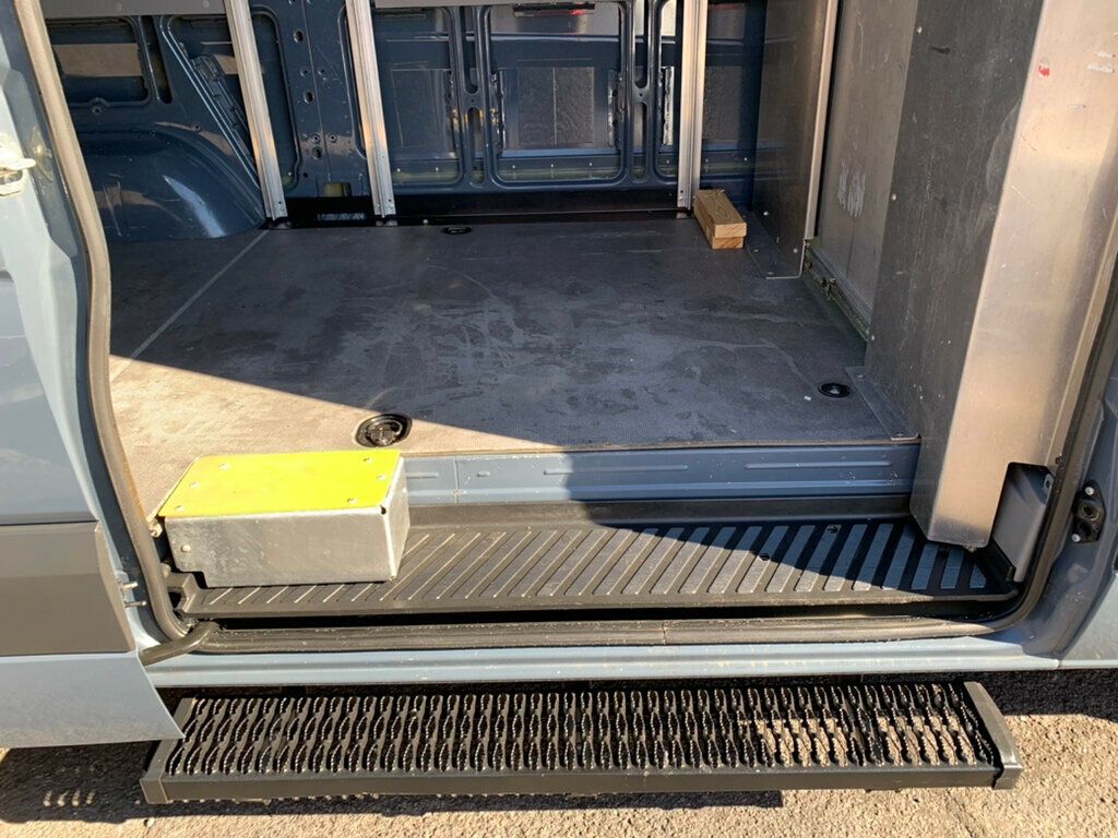 2018 Mercedes-Benz Sprinter Cargo Van 2500 High Roof V6 144" RWD - 22957851 - 5