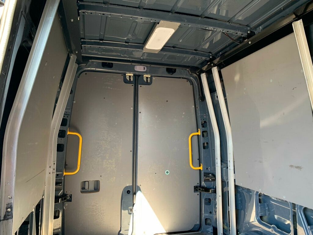 2018 Mercedes-Benz Sprinter Cargo Van 2500 High Roof V6 144" RWD - 22957851 - 7