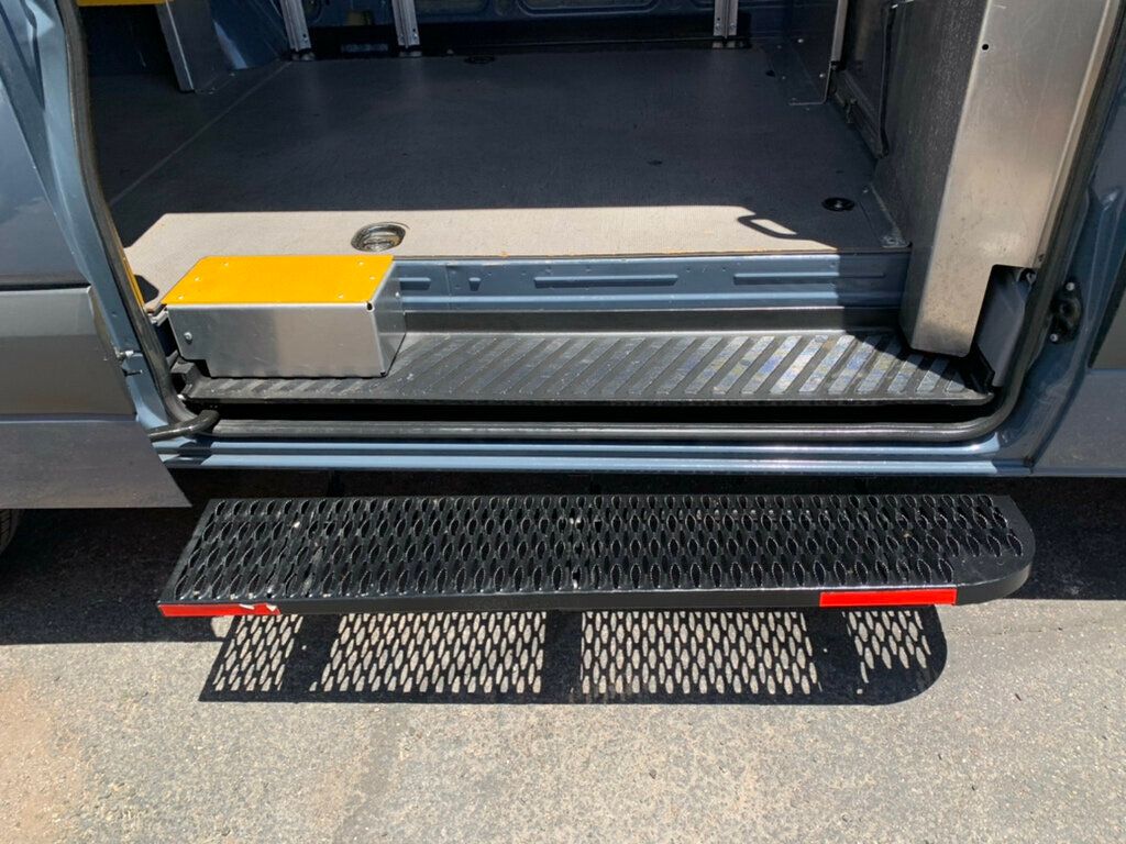 2018 Mercedes-Benz Sprinter Cargo Van 2500 High Roof V6 144" RWD - 23036535 - 15