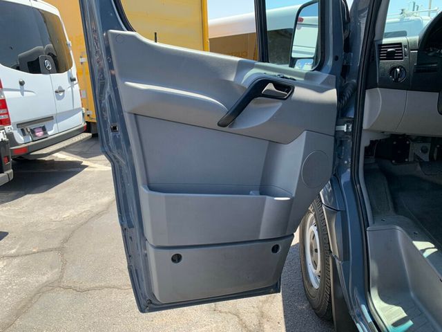 2018 Mercedes-Benz Sprinter Cargo Van 2500 High Roof V6 144" RWD - 23036535 - 33