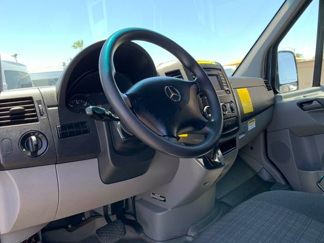2018 Mercedes-Benz Sprinter Cargo Van 2500 High Roof V6 144" RWD - 23036535 - 34