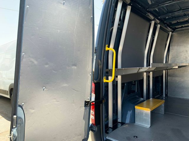 2018 Mercedes-Benz Sprinter Cargo Van 2500 High Roof V6 144" RWD - 23036535 - 3