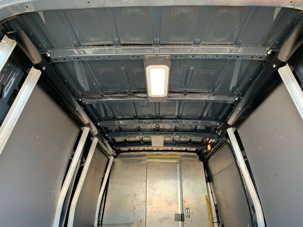 2018 Mercedes-Benz Sprinter Cargo Van 2500 High Roof V6 144" RWD - 23036535 - 6