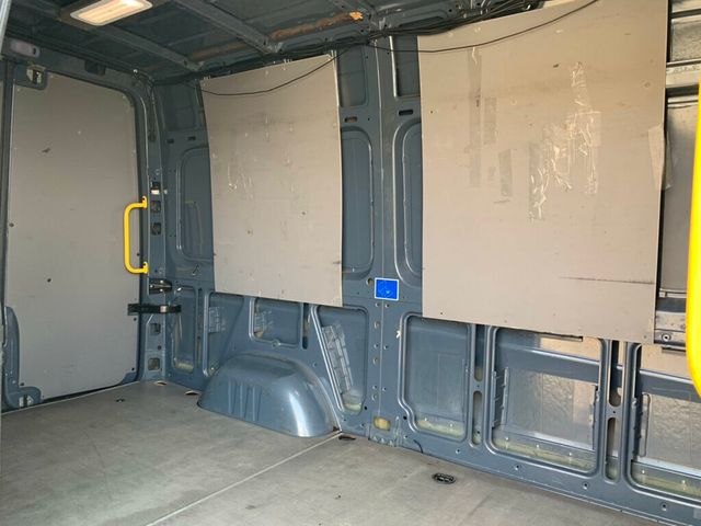 2018 Mercedes-Benz Sprinter Cargo Van 2500 High Roof V6 144" RWD - 23054428 - 4