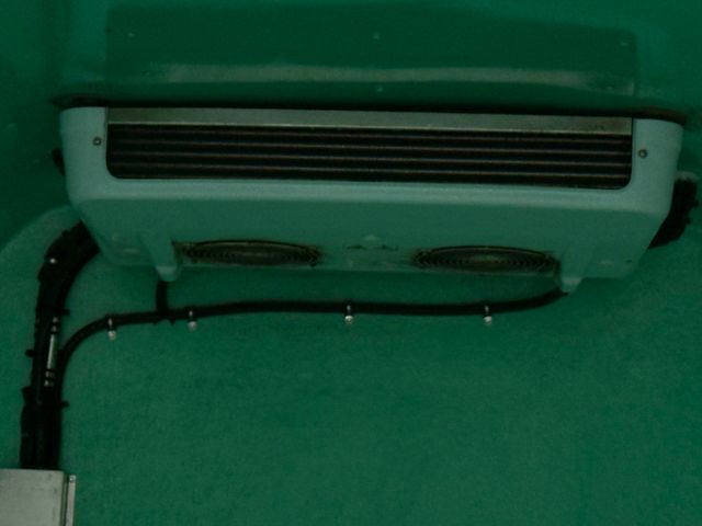 2018 Mercedes-Benz Sprinter Cargo Van 2500 High Roof V6 170" 4WD(clear title) - 22955628 - 8