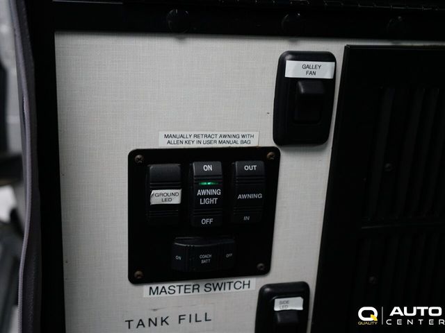 2018 Mercedes-Benz Sprinter Cargo Van 2500 Standard Roof V6 144" 4WD - 22790436 - 23