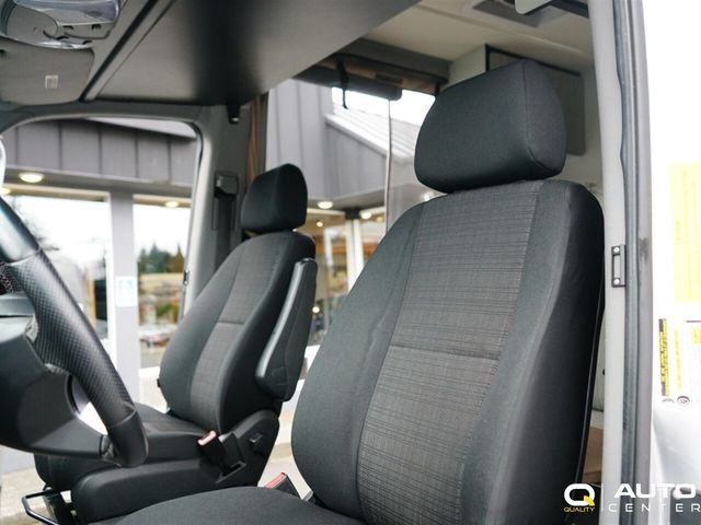 2018 Mercedes-Benz Sprinter Cargo Van 2500 Standard Roof V6 144" 4WD - 22790436 - 28