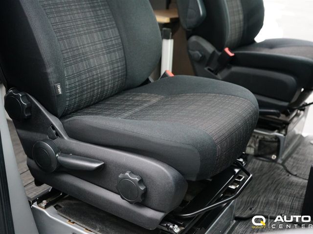 2018 Mercedes-Benz Sprinter Cargo Van 2500 Standard Roof V6 144" 4WD - 22790436 - 33
