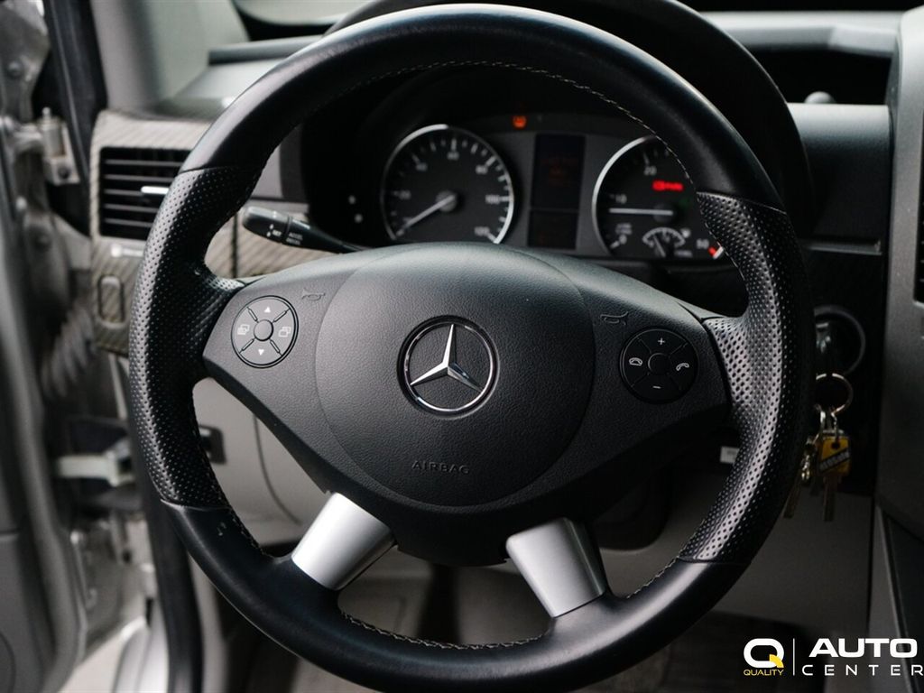 2018 Mercedes-Benz Sprinter Cargo Van 2500 Standard Roof V6 144" 4WD - 22790436 - 35