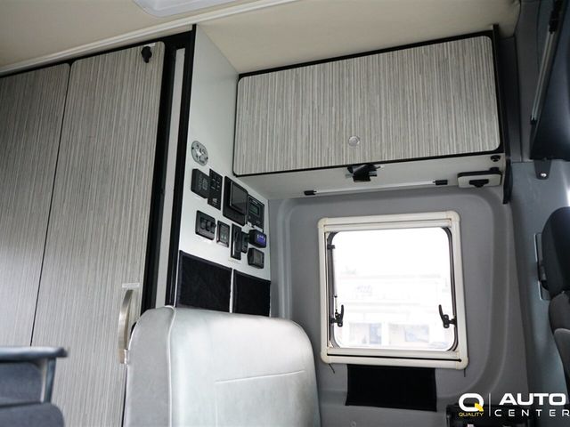 2018 Mercedes-Benz Sprinter Cargo Van 2500 Standard Roof V6 144" 4WD - 22790436 - 46