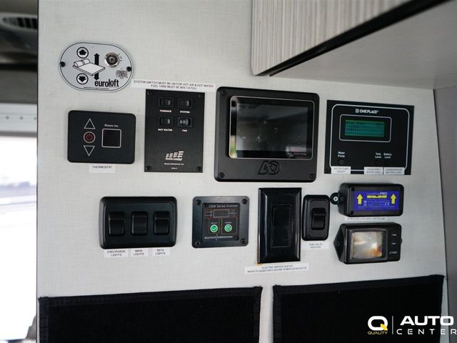 2018 Mercedes-Benz Sprinter Cargo Van 2500 Standard Roof V6 144" 4WD - 22790436 - 47