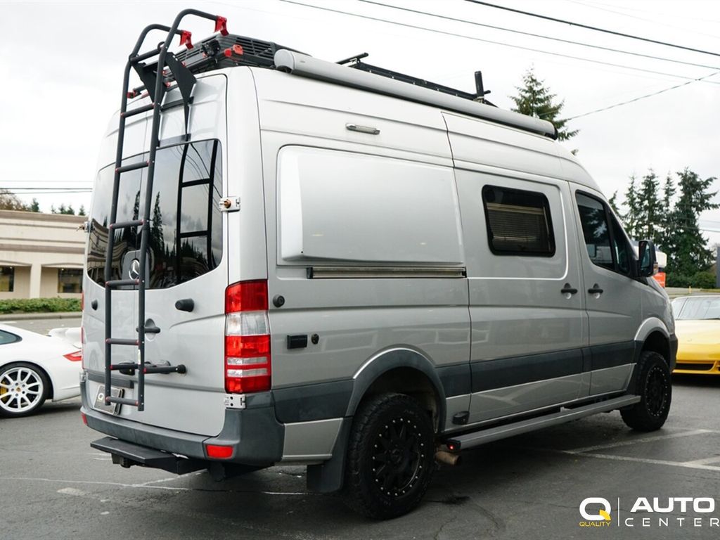2018 Mercedes-Benz Sprinter Cargo Van 2500 Standard Roof V6 144" 4WD - 22790436 - 4