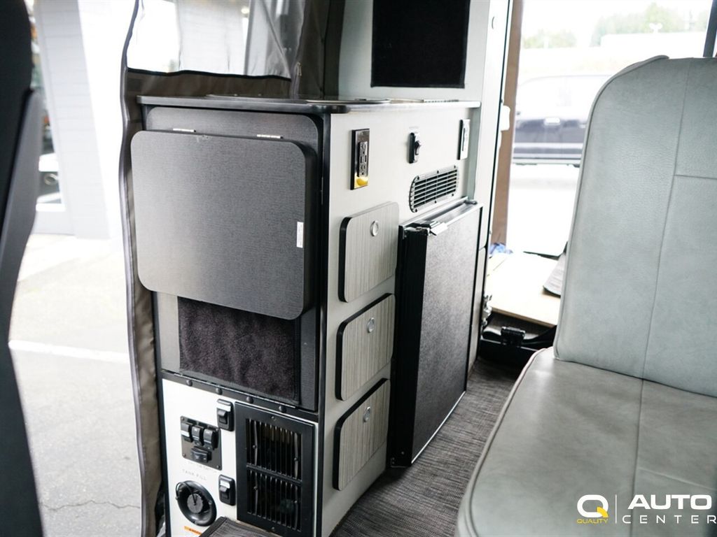 2018 Mercedes-Benz Sprinter Cargo Van 2500 Standard Roof V6 144" 4WD - 22790436 - 51