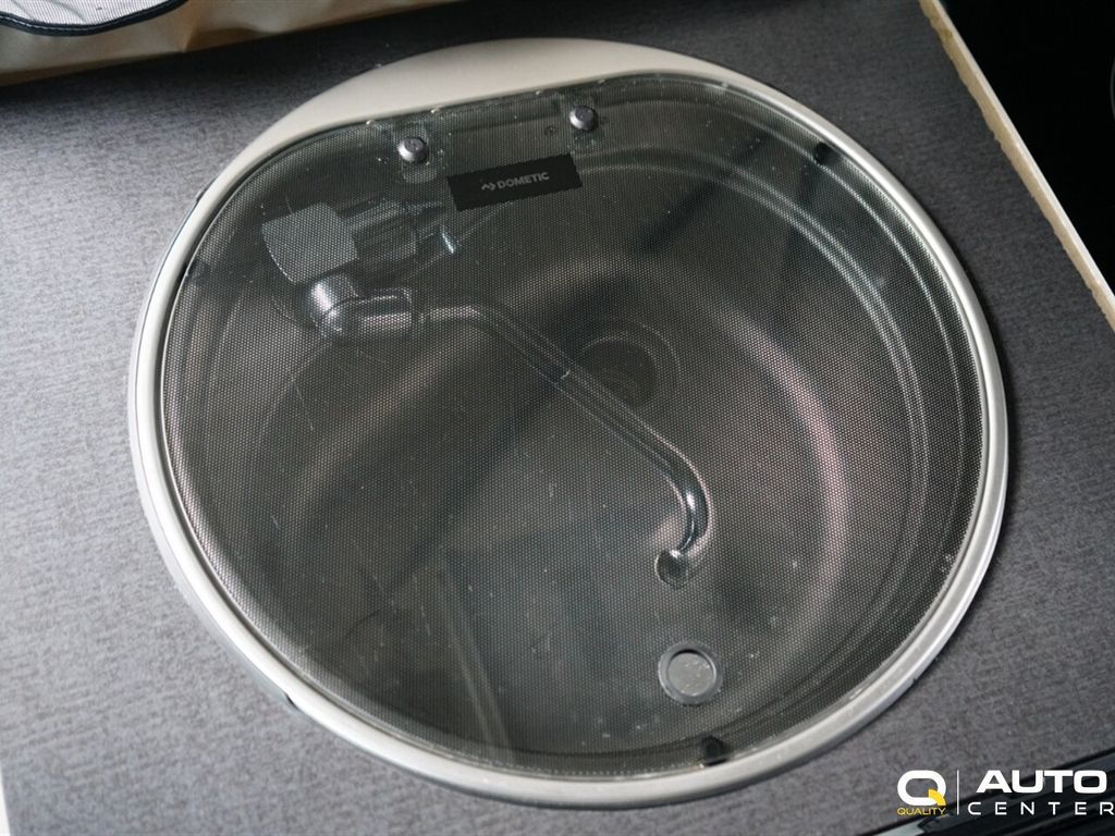 2018 Mercedes-Benz Sprinter Cargo Van 2500 Standard Roof V6 144" 4WD - 22790436 - 54