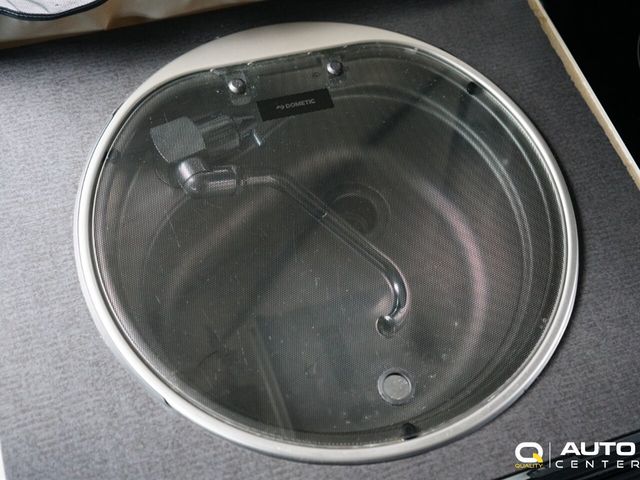 2018 Mercedes-Benz Sprinter Cargo Van 2500 Standard Roof V6 144" 4WD - 22790436 - 54