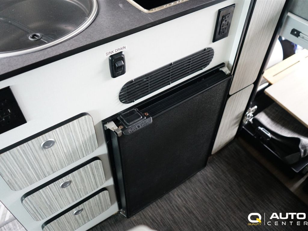 2018 Mercedes-Benz Sprinter Cargo Van 2500 Standard Roof V6 144" 4WD - 22790436 - 56