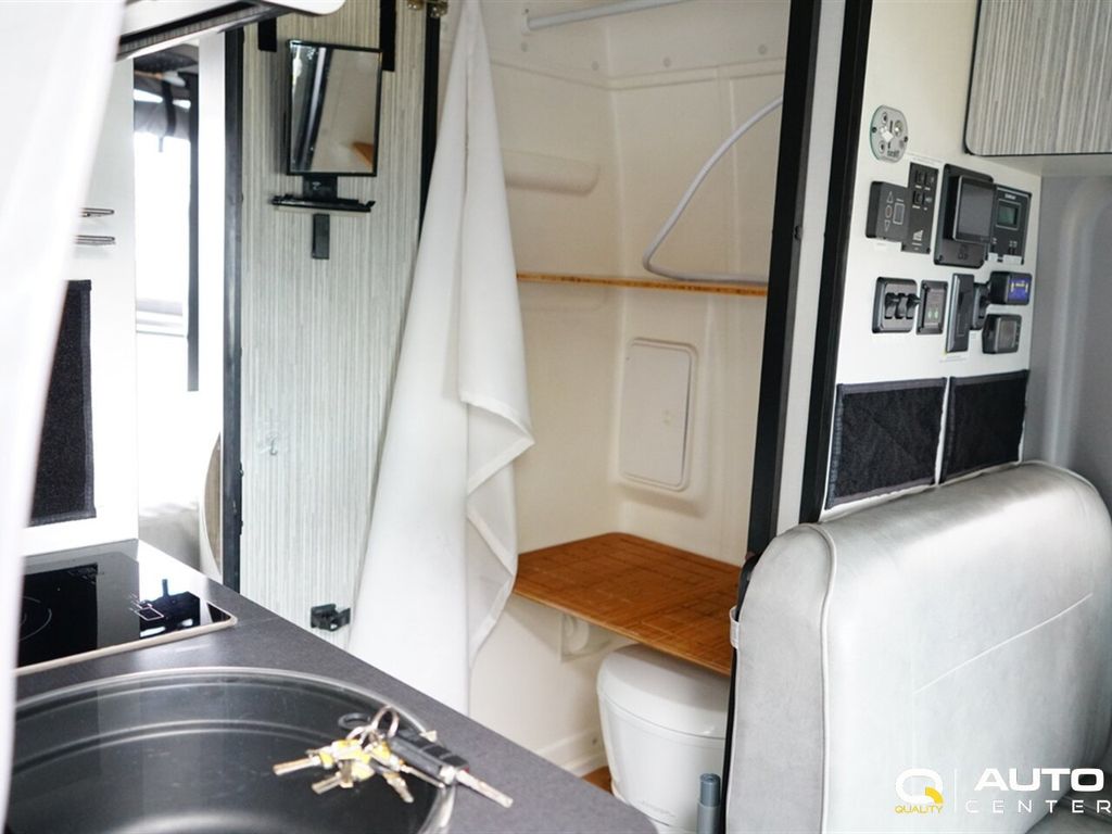 2018 Mercedes-Benz Sprinter Cargo Van 2500 Standard Roof V6 144" 4WD - 22790436 - 58