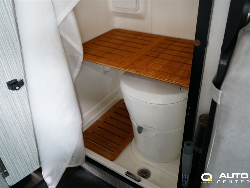 2018 Mercedes-Benz Sprinter Cargo Van 2500 Standard Roof V6 144" 4WD - 22790436 - 60