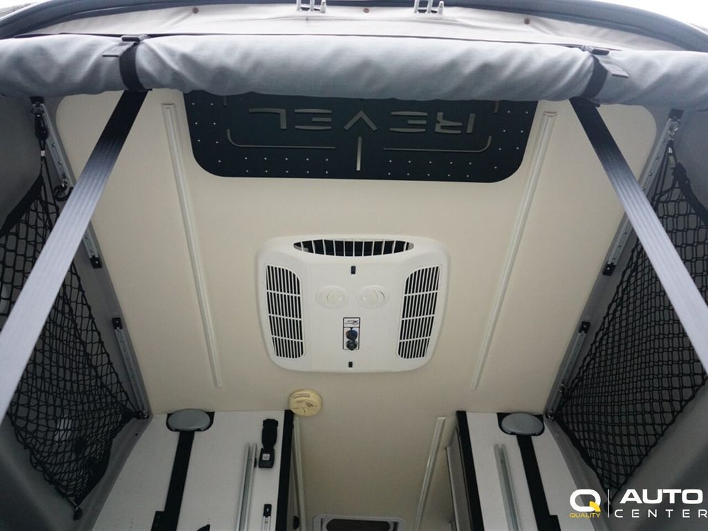 2018 Mercedes-Benz Sprinter Cargo Van 2500 Standard Roof V6 144" 4WD - 22790436 - 69