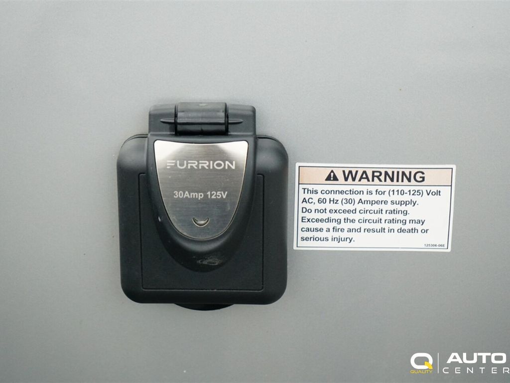 2018 Mercedes-Benz Sprinter Cargo Van 2500 Standard Roof V6 144" 4WD - 22790436 - 8