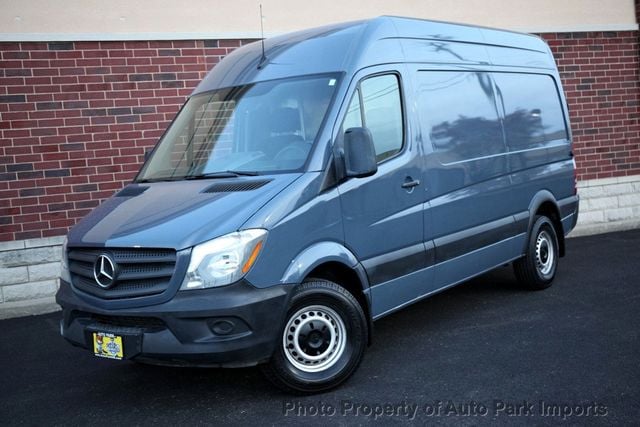 2018 Mercedes-Benz Sprinter Cargo Van 2500 Standard Roof V6 144" RWD - 22627846 - 2