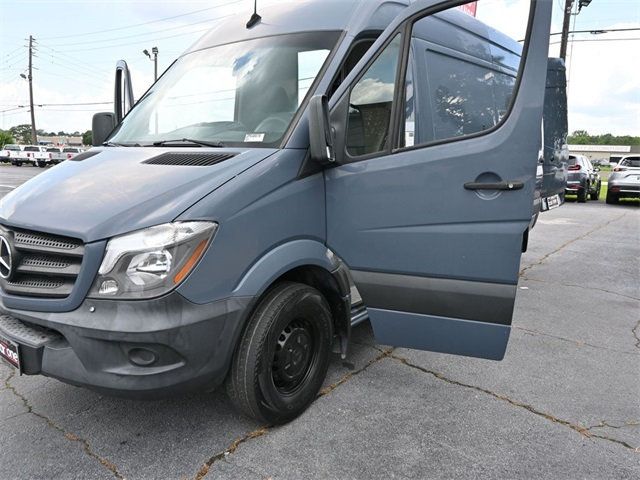 2018 Mercedes-Benz Sprinter Cargo Van 2500 Standard Roof V6 144" RWD - 22916903 - 2