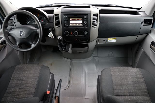 2018 Mercedes-Benz Sprinter Cargo Van 2500 Standard Roof V6 144" RWD - 22941495 - 1