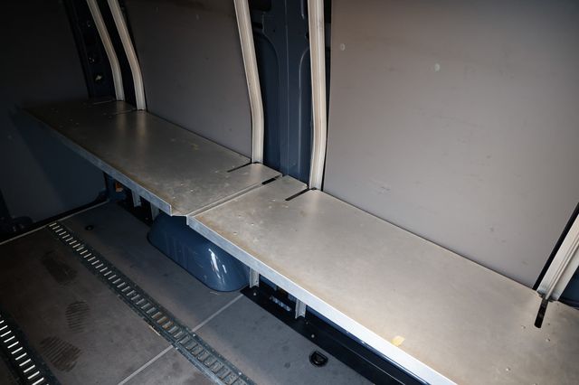 2018 Mercedes-Benz Sprinter Cargo Van 2500 Standard Roof V6 144" RWD - 22941495 - 27