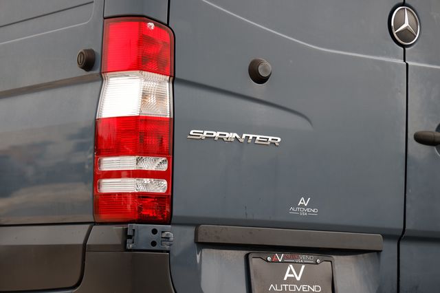 2018 Mercedes-Benz Sprinter Cargo Van 2500 Standard Roof V6 144" RWD - 22941495 - 28