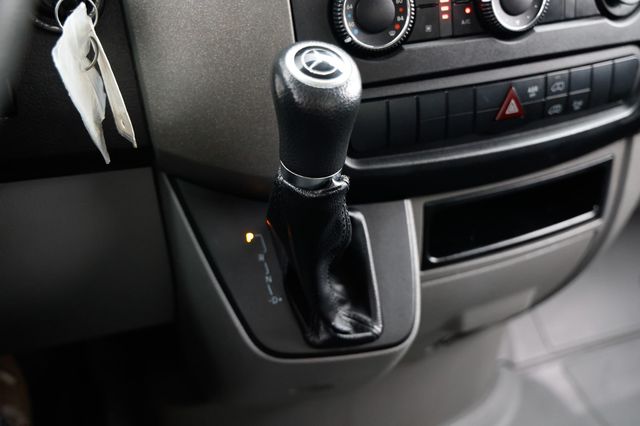 2018 Mercedes-Benz Sprinter Cargo Van 2500 Standard Roof V6 144" RWD - 22941495 - 35