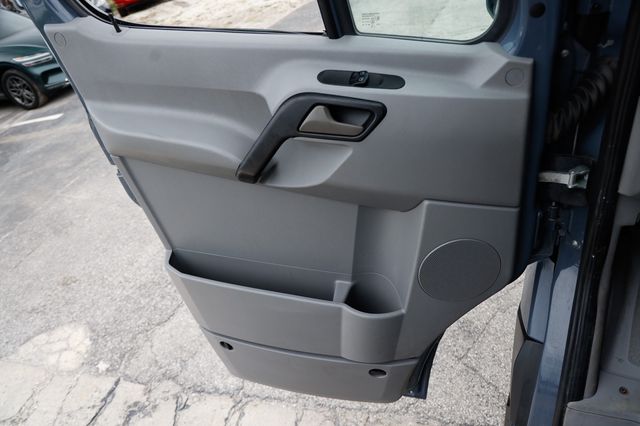 2018 Mercedes-Benz Sprinter Cargo Van 2500 Standard Roof V6 144" RWD - 22941495 - 37