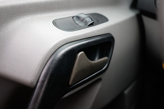 2018 Mercedes-Benz Sprinter Cargo Van 2500 Standard Roof V6 144" RWD - 22941495 - 38