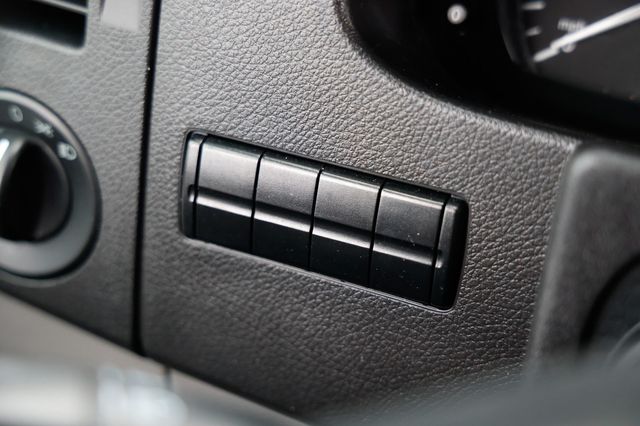 2018 Mercedes-Benz Sprinter Cargo Van 2500 Standard Roof V6 144" RWD - 22941495 - 41