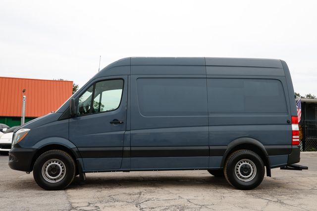 2018 Mercedes-Benz Sprinter Cargo Van 2500 Standard Roof V6 144" RWD - 22941495 - 4