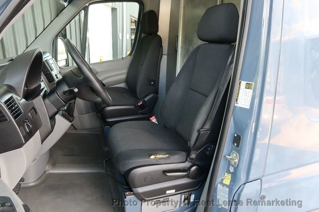 2018 Mercedes-Benz Sprinter Cargo Van Sprinter 2500 Std Roof 144WB Cargo Van  - 22564156 - 9