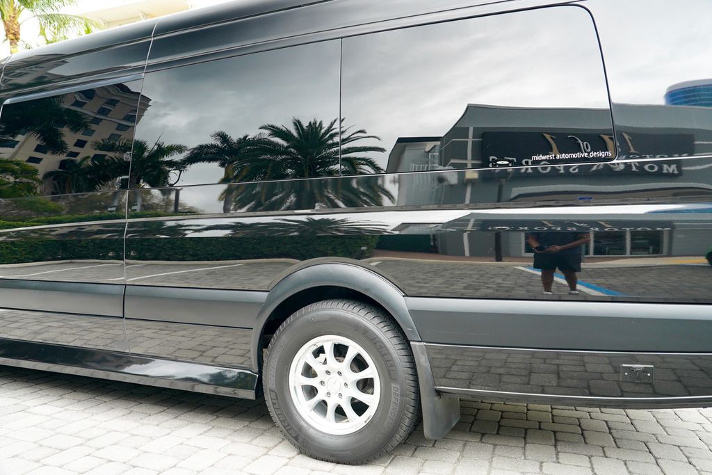 2018 Mercedes-Benz Sprinter Passenger Van 2500 Standard Roof V6 144" RWD - 23000361 - 13