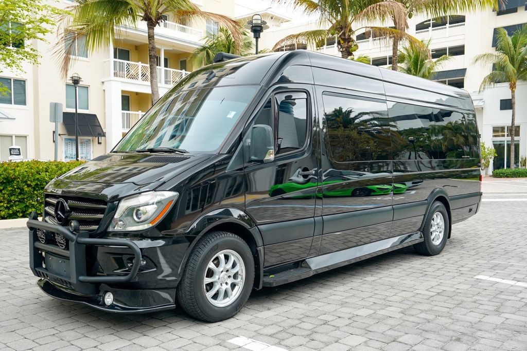 2018 Mercedes-Benz Sprinter Passenger Van 2500 Standard Roof V6 144" RWD - 23000361 - 1