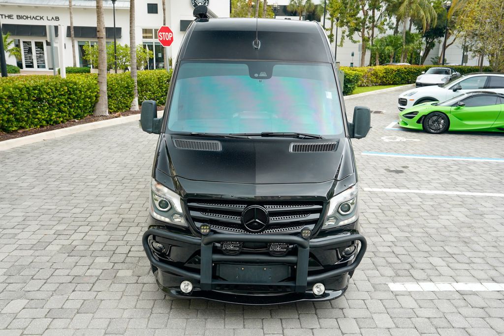 2018 Mercedes-Benz Sprinter Passenger Van 2500 Standard Roof V6 144" RWD - 23000361 - 3
