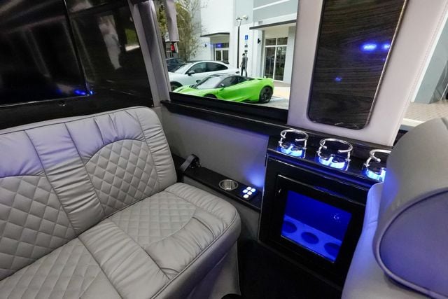 2018 Mercedes-Benz Sprinter Passenger Van 2500 Standard Roof V6 144" RWD - 23000361 - 69