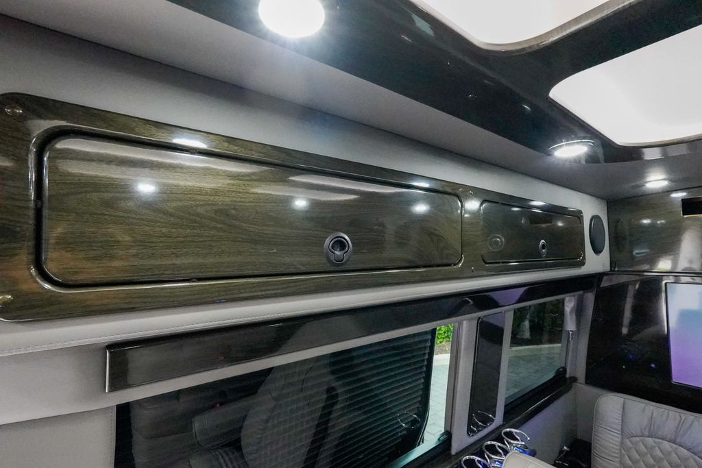 2018 Mercedes-Benz Sprinter Passenger Van 2500 Standard Roof V6 144" RWD - 23000361 - 80
